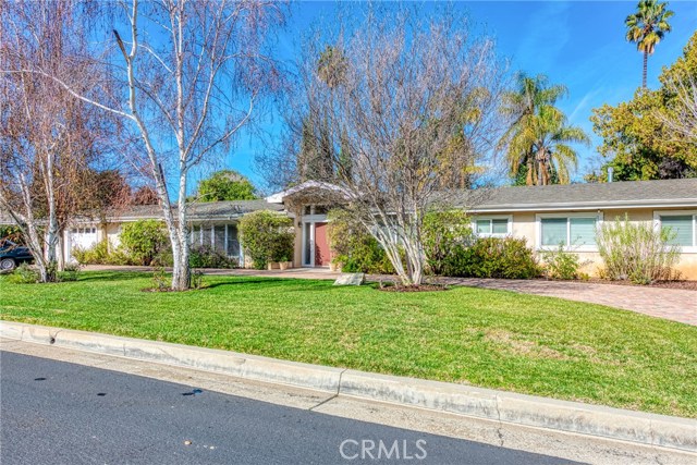 5 Bed Home for Sale in Encino, California