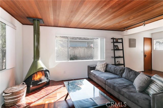 Photo of 3924 Black Bird Way, Calabasas, CA 91302