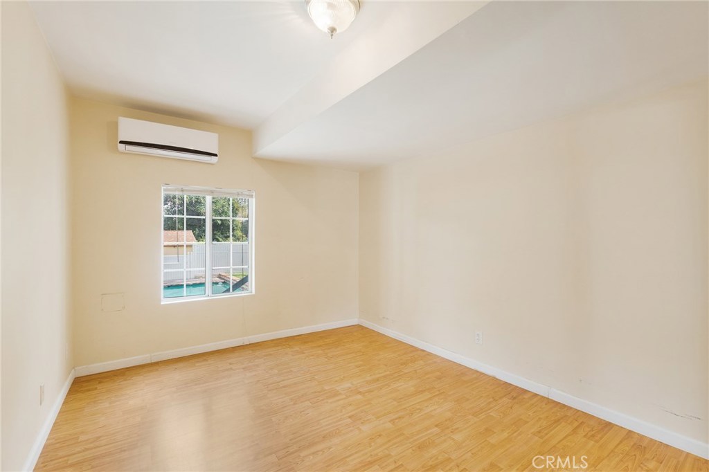 Photo for 1512 WABASSO Way, Glendale, CA 91208 - Listing #SR-19215623 1512 WABASSO Way, Glendale, CA 91208