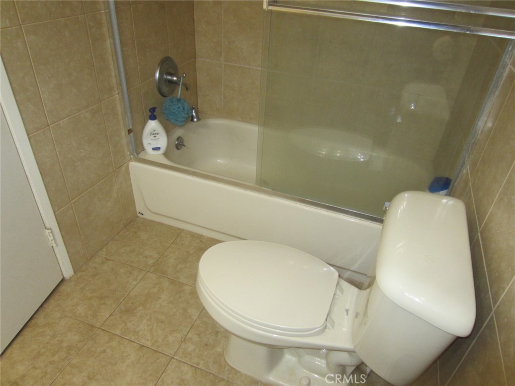 Photo for 570 W Stocker Street, 214, Glendale, CA 91202 - Listing #SR-19274904 570 W Stocker Street, 214, Glendale, CA 91202