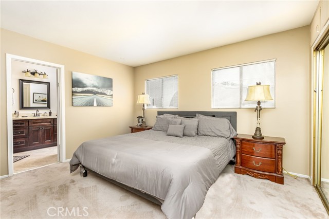 2 Bed Home for Sale in Lake Balboa, California