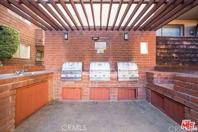  Home for Sale in Encino, California