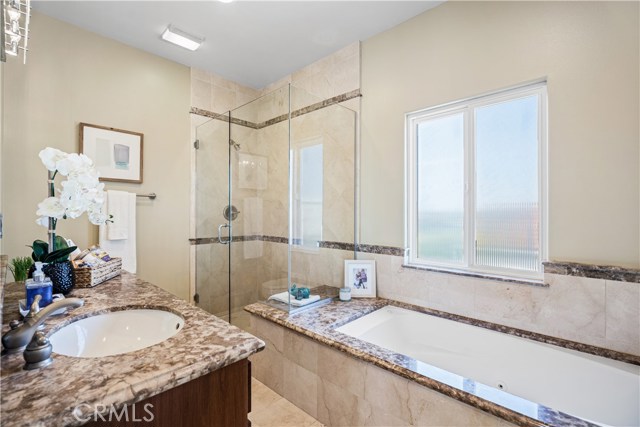 817 Garnet Street, Redondo Beach, California 90277, 3 Bedrooms Bedrooms, ,3 BathroomsBathrooms,Residential,Sold,Garnet,SR20234733