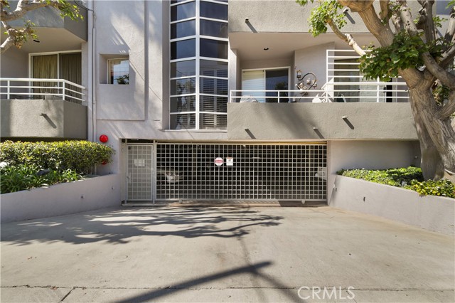 2 Bed Home for Sale in Encino, California