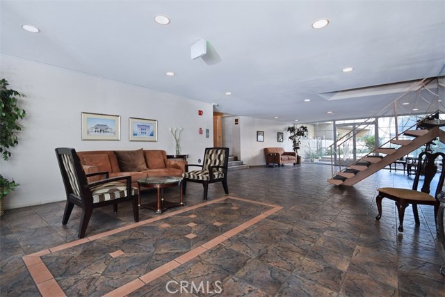 1 Bed Home for Sale in Sherman Oaks, California