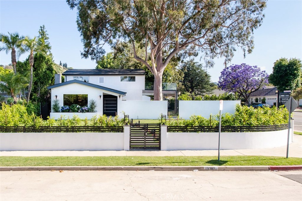 Photo of 15362 SUTTON STREET, Sherman Oaks, CA 91403