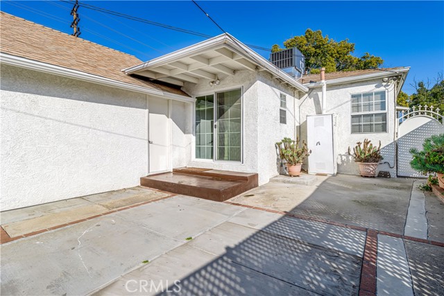 3 Bed Home for Sale in Burbank, California