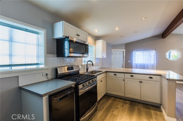 6 Bed Home for Sale in Venice, California