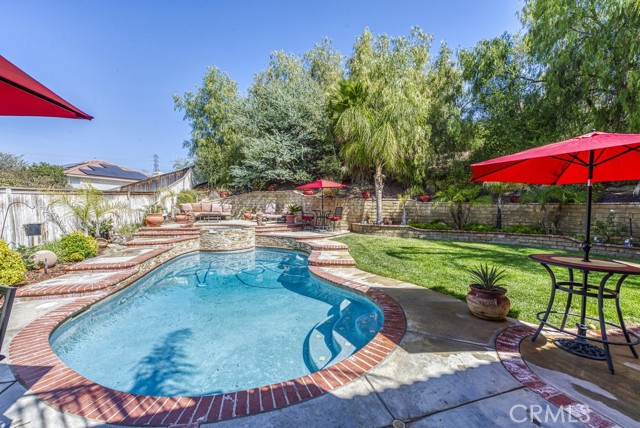 5 Bed Home for Sale in Saugus, California