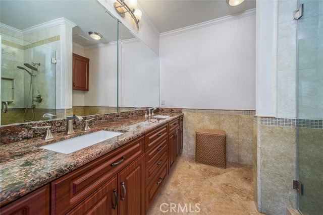 2 Bed Home for Sale in Studio City, California