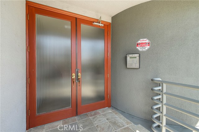 2 Bed Home for Sale in Encino, California