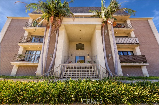 2 Bed Home for Sale in Sherman Oaks, California