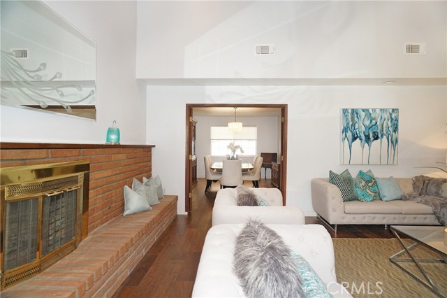 5 Bed Home for Sale in Calabasas, California