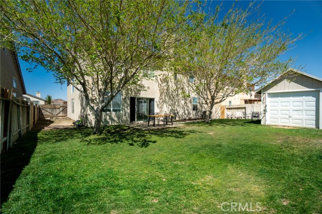 5 Bed Home for Sale in Rosamond, California