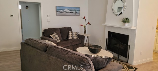1 Bed Home for Sale in Studio City, California