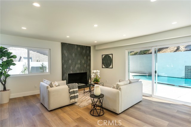 4 Bed Home for Sale in Encino, California