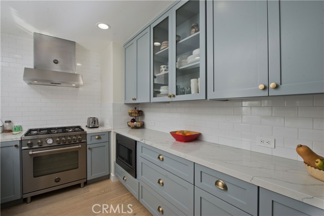 4 Bed Home for Sale in Sherman Oaks, California