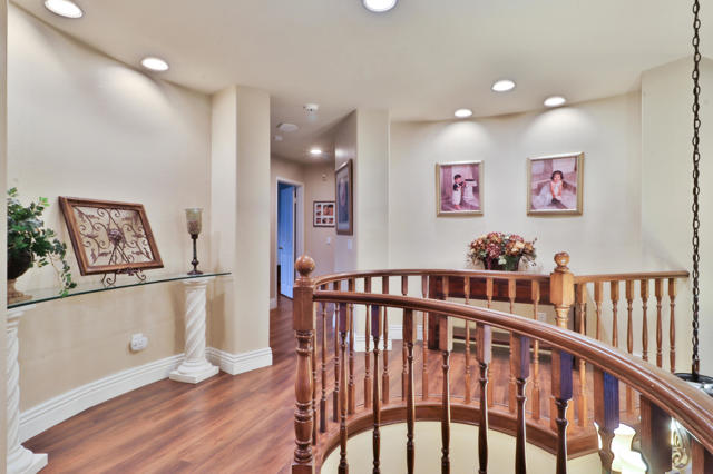 5 Bed Home for Sale in Westlake Village, California