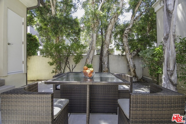 2011 FARRELL Avenue, Redondo Beach, California 90278, 4 Bedrooms Bedrooms, ,2 BathroomsBathrooms,Residential,Sold,FARRELL,17248526