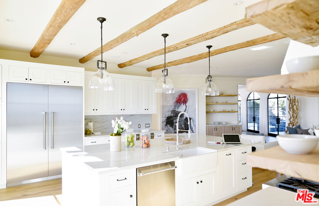 5 Bed Home for Sale in Pacific Palisades, California
