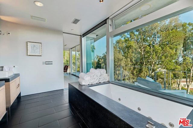 3 Bed Home for Sale in Los Angeles, California