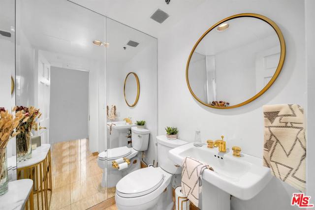 2 Bed Home for Sale in Los Angeles, California