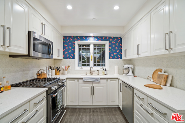 5 Bed Home for Sale in Sherman Oaks, California