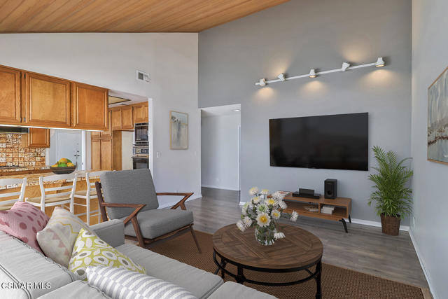 3 Bed Home for Sale in Culver City, California