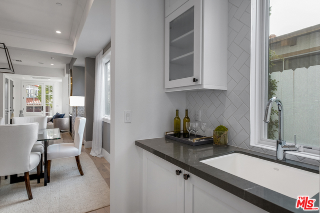 3513 ELM Avenue, Manhattan Beach, California 90266, 5 Bedrooms Bedrooms, ,4 BathroomsBathrooms,Residential,Sold,ELM,19437290