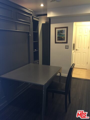 Murphy Bed also converts to work station