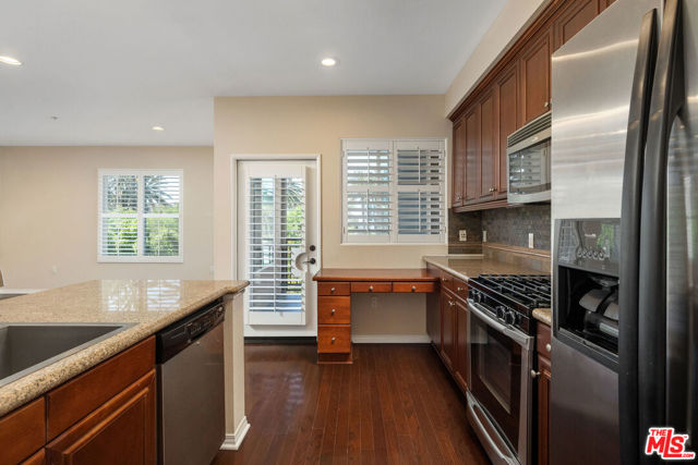 2 Bed Home for Sale in Playa Vista, California