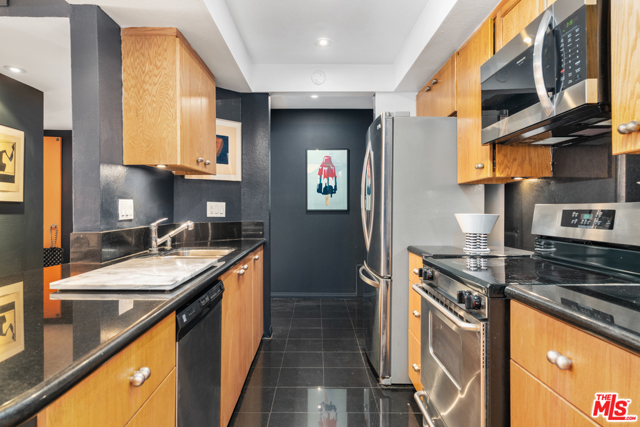1 Bed Home for Sale in West Hollywood, California