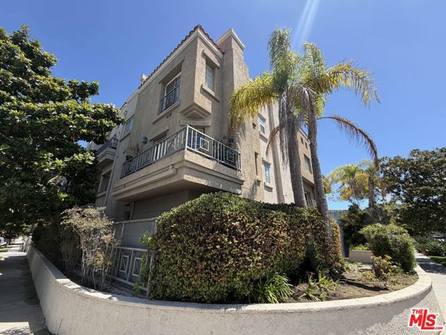 feature listing property photo