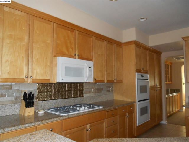 3238 Panda Ct, Antioch, CA 94531 photo 9