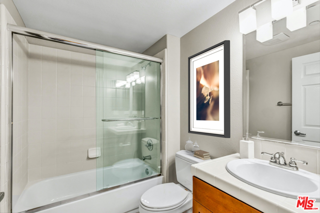 2 Bed Home for Sale in Playa Vista, California