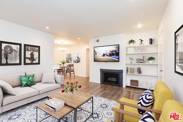 2 Bed Home for Sale in North Hollywood, California