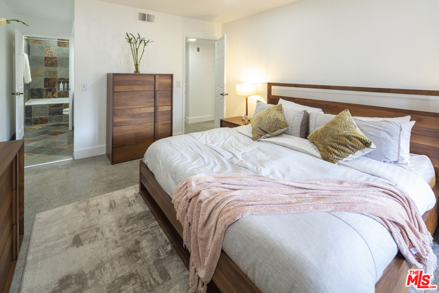 2 Bed Home for Sale in Playa del Rey, California