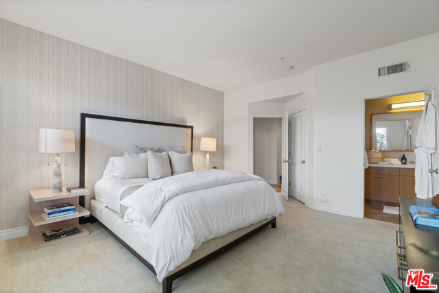 3 Bed Home for Sale in Santa Monica, California