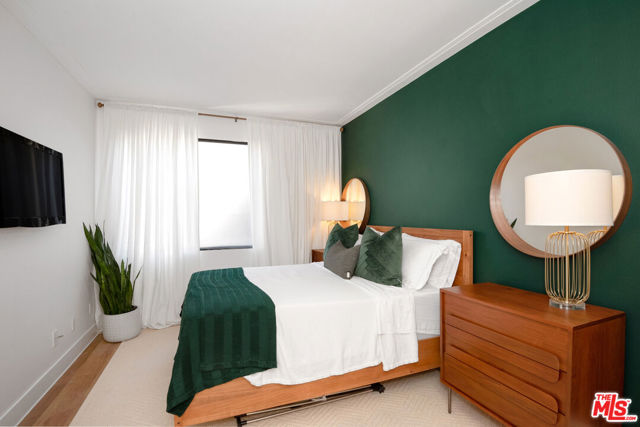 2 Bed Home for Sale in Playa del Rey, California