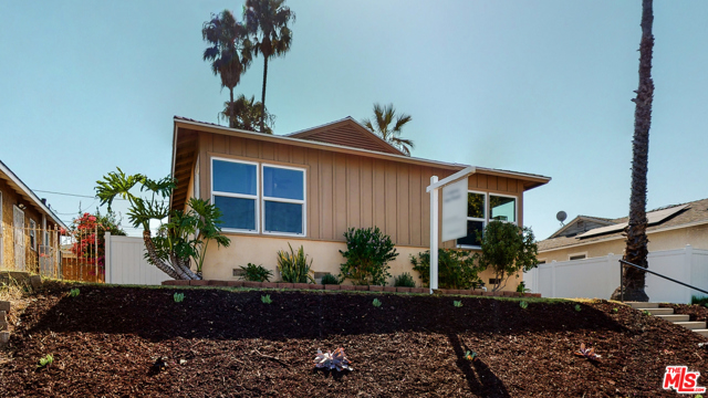 3 Bed Home for Sale in Hawthorne, California