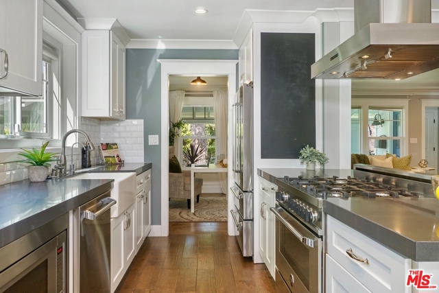 3 Bed Home for Sale in Sherman Oaks, California