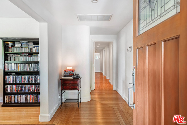 3 Bed Home for Sale in Sherman Oaks, California
