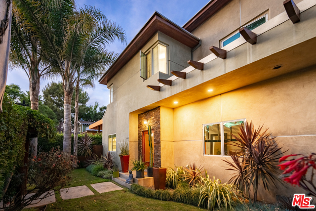 4 Bed Home for Sale in Venice, California