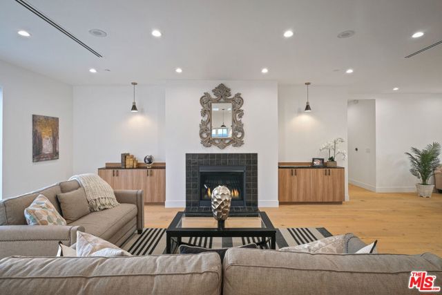 4 Bed Home for Sale in Valley Village, California