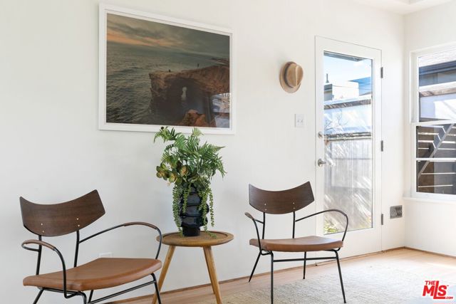 2 Bed Home for Sale in Venice, California