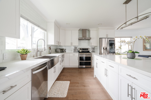 4 Bed Home for Sale in Sherman Oaks, California
