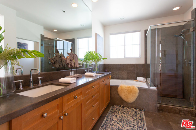 3 Bed Home for Sale in Playa Vista, California