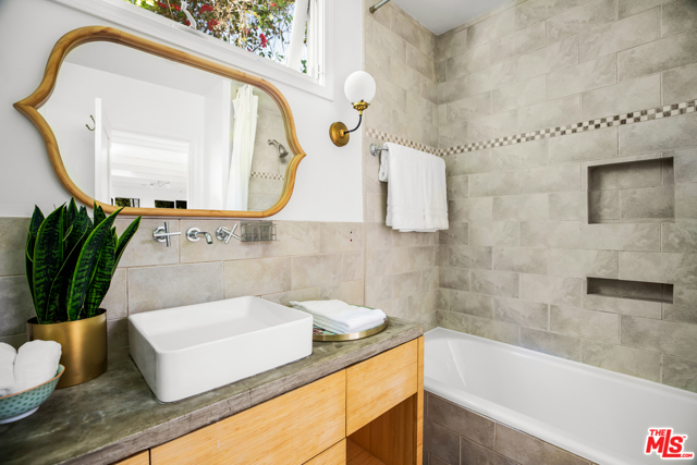 3 Bed Home for Sale in Los Angeles, California