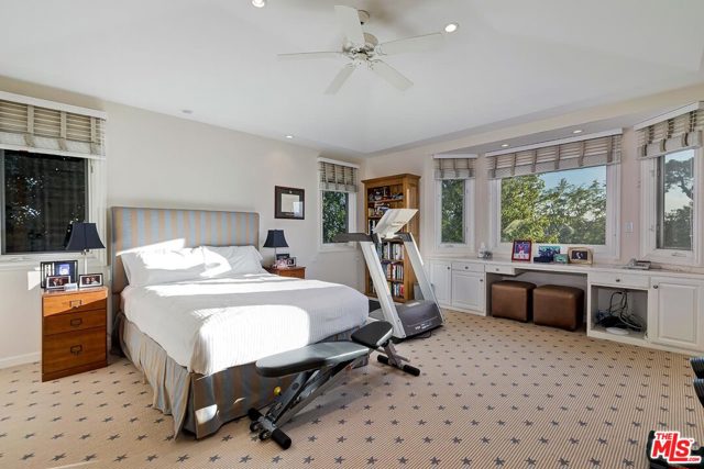 5 Bed Home for Sale in Pacific Palisades, California