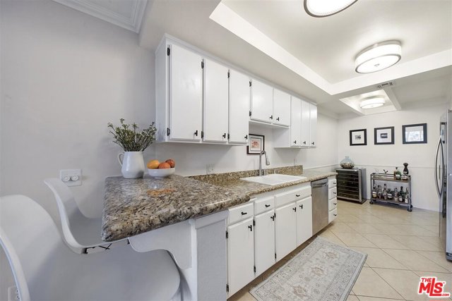 2 Bed Home for Sale in Playa del Rey, California